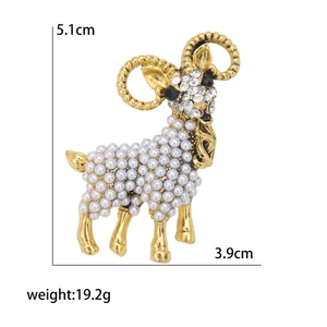 Exquisite gold alloy sheep brooch with white pearls and rhinestones 5.1cm by 3.9cm