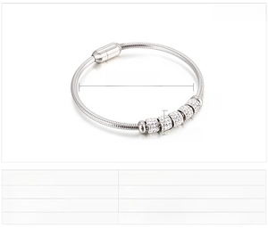 Spécifications de taille pour bracelet en acier inoxydable avec cinq perles en strass