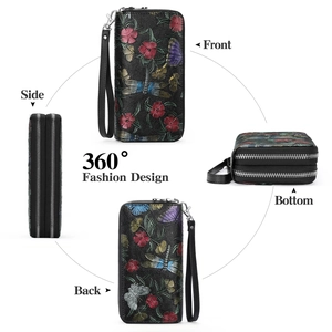 Vista dettagliata del portafoglio in pelle floreale da donna con doppia zip e design multi-angolo