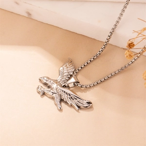 Collier avec pendentif aigle punk en acier inoxydable argenté et chaîne box pour homme