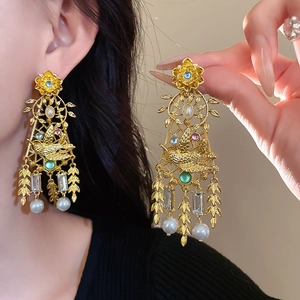 Flower Bird Drop Earrings With Alloy Rhinestone Resin Faux Artificial Pearl And Silver Earring Post Vintage Palace Style Women