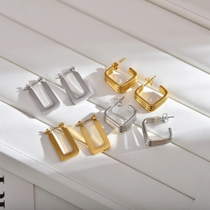 Minimalist square geometric 18K gold plated stainless steel hoop earrings for women