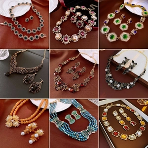 Vintage Flower Jewelry Necklace Earrings And Bracelet Alloy Rhinestone Crystal Luxury For Women Silver Earring Post