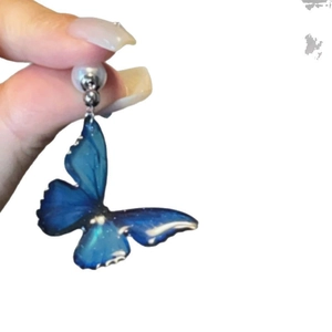 Eleganti orecchini a lobo con farfalla blu e perla per donna, gioielli di moda