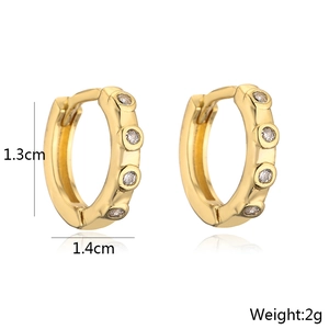 Detailed dimensions of 18K gold plated zircon hoops, height 1.3cm, width 1.4cm, weight 2g