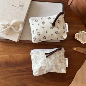 Elegant floral print cotton mini pouch set with retro zipper and cotton rope puller