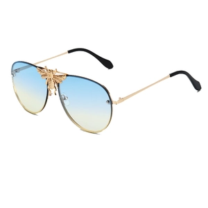 Fashion aviator sunglasses with gold metal frame, gradient lenses, and 3D bee accent