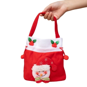 Sac cadeau de Noël avec bonhomme de neige en peluche et bordure en fausse fourrure