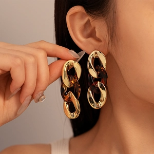 Retro acrylic leopard print chain link drop earrings with gold metal geometric design