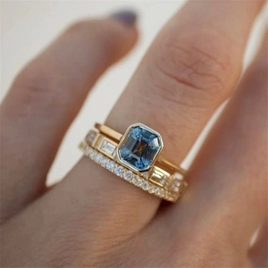 Bagues En Cuivre Zircon Bleu Taille Émeraude Empilables Plaqué Or Bijoux De Doigt Pour Femmes Élégant
