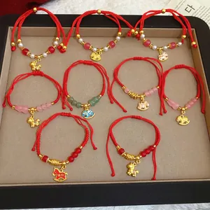 Bracelet En Cordon Rouge Tressé Pendentif Cheval De Zodiaque En Alliage Perles Colorées Bijoux Traditionnels Réglables Pour Femmes