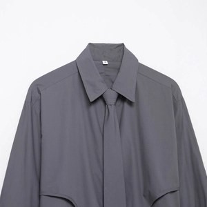 Women's grey poplin short shirt with matching tie and long sleeves in casual style
