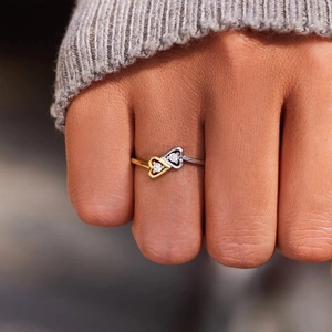 Minimalist S925 sterling silver interlocking double heart ring with zircon stones