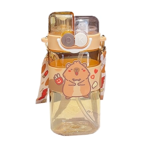 Gourde Capybara en plastique orange avec paille, motif dessin animé et bandoulière