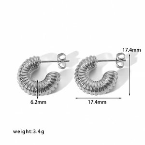 Silver hollow C-shaped earrings with spiral texture showing 17.4mm diameter and weight