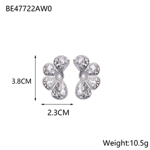 Detailed size view of silver sunflower earrings with dimensions 3.8CM by 2.3CM