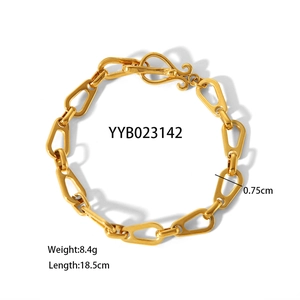 Golden stainless steel chain bracelet with T-bar clasp and geometric links 18.5cm