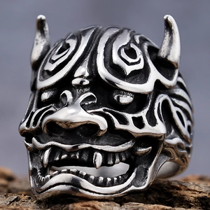 Retro punk style stainless steel skull ring with Japanese Hannya mask engraving