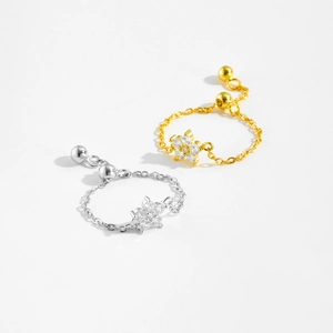 Adjustable S925 sterling silver flower chain ring with sparkling white zircon crystals