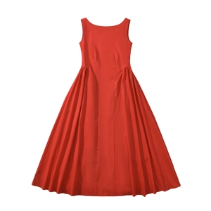 Elegantes französisches rotes ärmelloses Midikleid mit Bootausschnitt und weitem Faltenrock