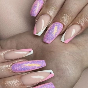 Französisch V-Shape Press On Nägel Ballerina Coffin Falsche Nägel Glitter Farbverlauf Pink Lila Strass Maniküre