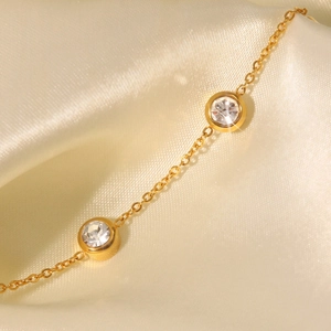 18K gold plated stainless steel bracelet with round zircon crystals in a fine link chain