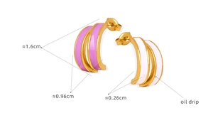 Detail view of pink and white oil drip C-shaped earrings with precise 1.6cm size dimensions