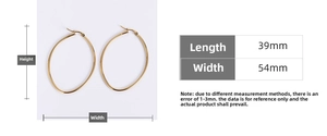 Guida alle taglie per orecchini ovali in titanio con misure di 39mm di lunghezza e 54mm