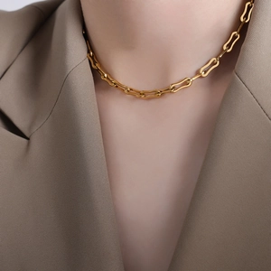 Vergoldete grobe Gliederkette aus Edelstahl für Damen und Herren im minimalistischen Stil