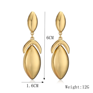 Detailed view of 18K gold plated drop tassel earrings with 6cm height and 12g weight specs