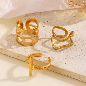 Set of three 18K gold-plated irregular wavy rings with a matte vintage texture