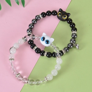 Cute magnetic cat charm beaded bracelets with obsidian hearts for couples in black and white