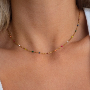 Collier Perles Émaillées Colorées Acier Inoxydable Plaqué Or Bohème Chaîne Ras Du Cou Bijoux Femmes
