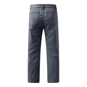 Rückansicht der lockeren Vintage-Weitbeinhose aus dunkelgrau gewaschenem Denim
