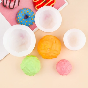 3er-Set Silikonformen für strukturierte Creme-Kugeln und Desserts in drei Größen