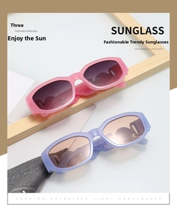 Detail showing rectangular sunglasses with 5208 55-18-1 size engraving on the temple