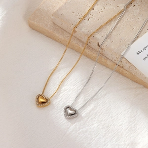 Double Heart Pendant Necklace Titanium Steel Cubic Zirconia Clavicle Chain Minimalist Fashion For Women