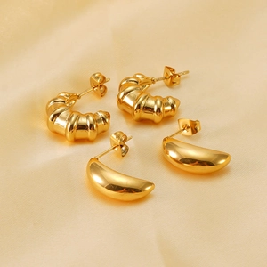 Vintage 18K gold-plated stainless steel C-shape earring set with textured croissant design
