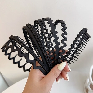 Matte black non-slip headbands set with wavy and zigzag textures for hair styling