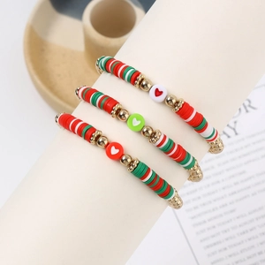 Christmas Stainless Steel Beaded Bracelet For Women Red Green White Heart Charm Polymer Clay Heishi Bead Elastic Jewelry Gift