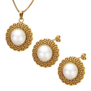Vintage French style gold jewelry set with straw hat design pearls necklace and earrings