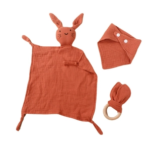 3-piece baby cotton muslin set with brick red comforter, bib and wooden teething ring