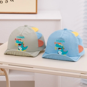 Baby quick-dry baseball cap with cartoon dinosaur and soft brim in blue and green