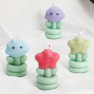Moule en silicone pour bougies parfumées en forme de fleur et nuage avec visage souriant
