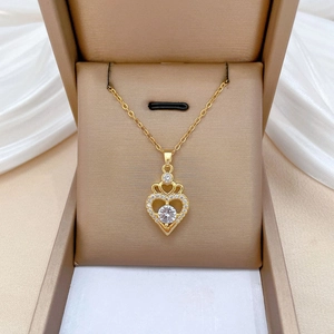 Hollow Heart Crown Pendant Necklace Titanium Steel Chain With Sparkling Cubic Zirconia For Women Elegant Clavicle Accessory