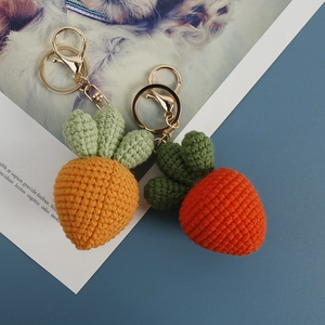 Hand-Knitted Crochet Carrot Keychain Cute Handmade Yarn Vegetable Bag Charm Pendant Accessory For Women Girls Kids