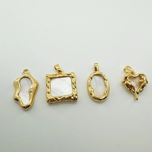 18K gold-plated jewelry pendants set with white shell in heart and geometric shapes