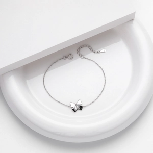 Elegant S925 sterling silver butterfly bracelet with adjustable chain and lobster clasp