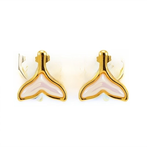 Boucles d'oreilles queue de sirène en acier doré avec incrustation en nacre rose