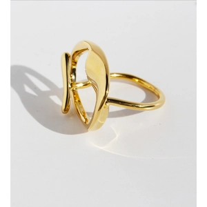 Elegant gold twisted line adjustable ring with vacuum plating and sculptural design